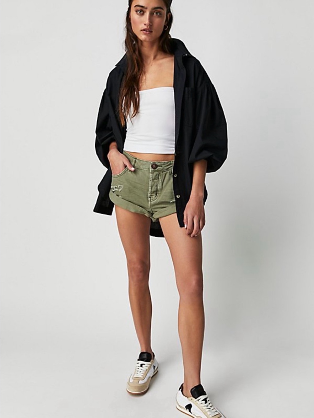 One Teaspoon Olive Green Distressed Denim Shorts Size 28 Low Rise Bandits